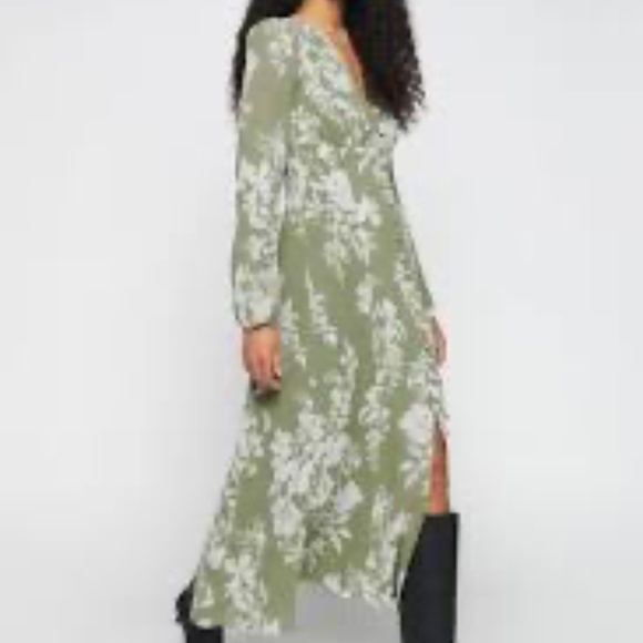 Reformation Brogan Dress - Willow - FLAWED | Missing Button - Picture 2 of 9